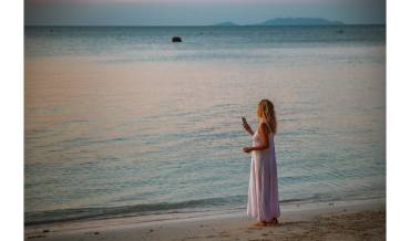 Jak złagodzić bolesne miesiączki i PMS? Rola refleksologii